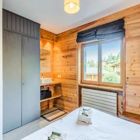 Apartment For 6 People *